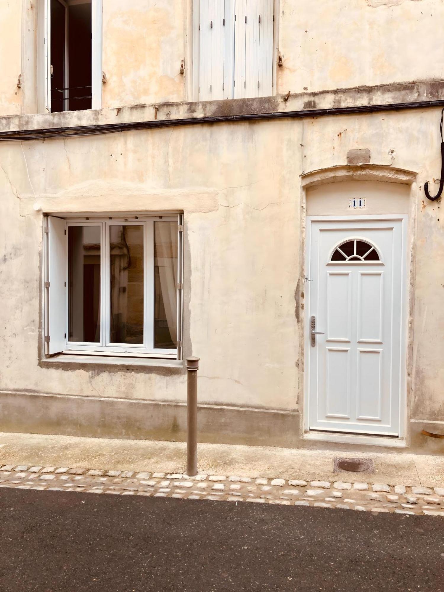 Apartamento Le deep blue - Centre historique - Wifi et Netflix - Stationnement aisé Niort Exterior foto